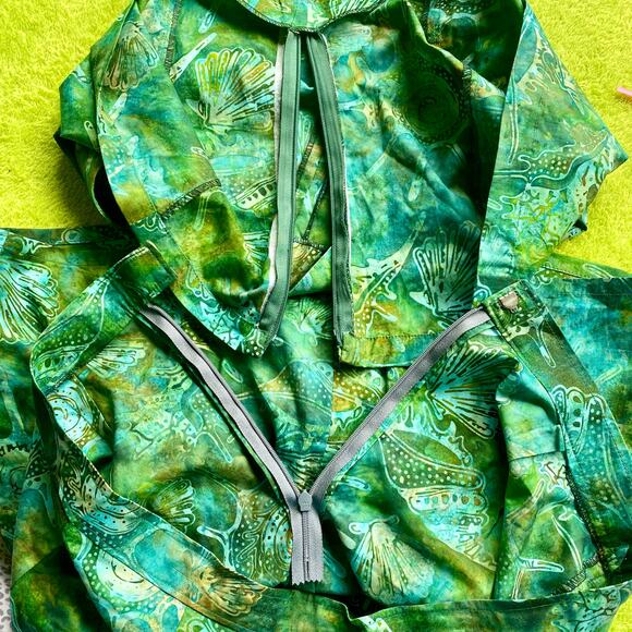 Elegant Green Floral Skirt Set - Picture 7 of 7